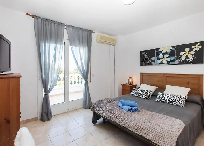 Zefir By Interhome Miami Playa